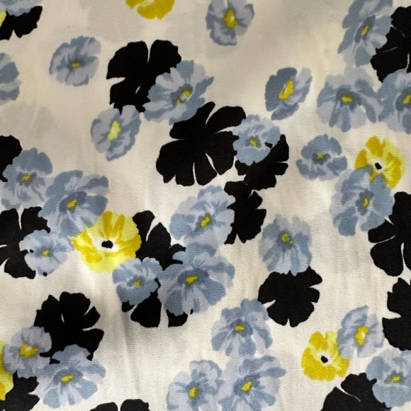 Ann Taylor - Floral Print Ruffle Neck Long Sleeve Top - XL - Picture 4 of 8